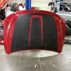 2011  - 2020   Grand cherokee hood