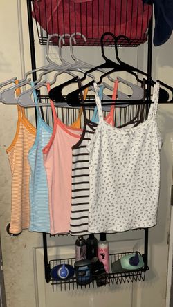6 Pairs of Women's Tank Tops