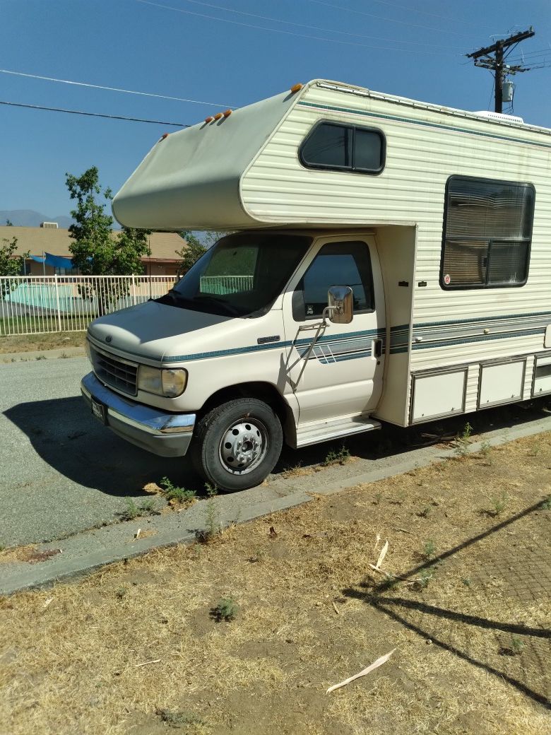 1993 Ford Hornet RV excellent condition everything works registered for ...