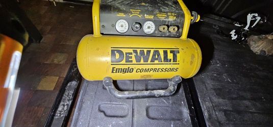 Dewalt  Emglo Compresor 