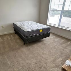 Premium Queen Mattress & Box Spring And bedframes – New in Original Plastic : Ready For Sale