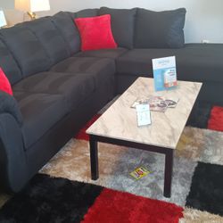 SECTIONAL SOFA 