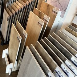 Waterproof SPC LVP VINL PLANKS LAMINATE WOOD FLOORS INSTALLERS MATERIALS