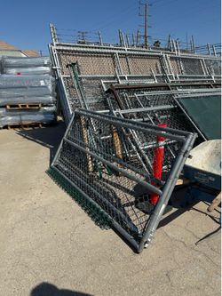 Chain link gates