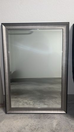 Havertys 30x42 Wall Mirror