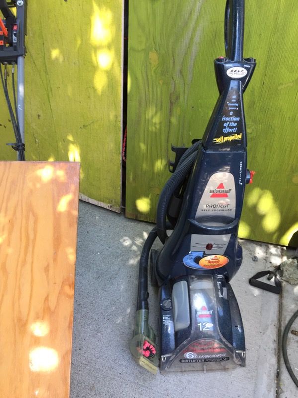 Bissell 12 amps 6 cleaning rows of dirtliter powerbrush for Sale in