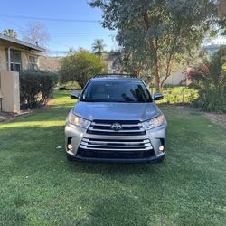 2017 Toyota Highlander savage