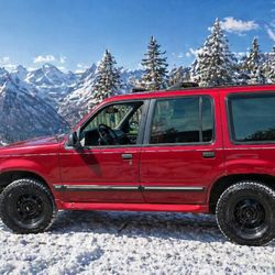 1994 Ford Explorer