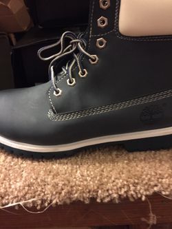 Blueish green timberland size 10