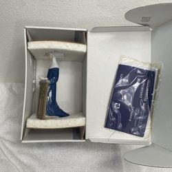 Brand New Lladro Meditation Nun Blue Kneeling Praying #5502