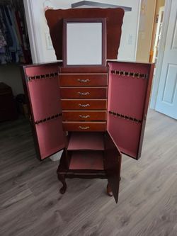 Armoire Jewelry Chest