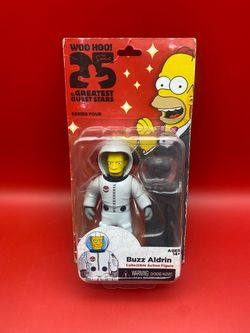 The Simpsons Buzz Aldrin NASA Astronaut Figure 25 Years NEW 5” Tall NECA READ