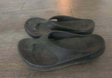 Free Women’s Sandals