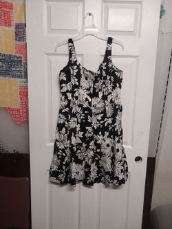 Ladies  Floral  Dress