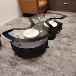 Custom Coffee Table shaped Like The Letter S or Yin Yang Symbol(Excellent Condition)