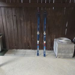 Skis