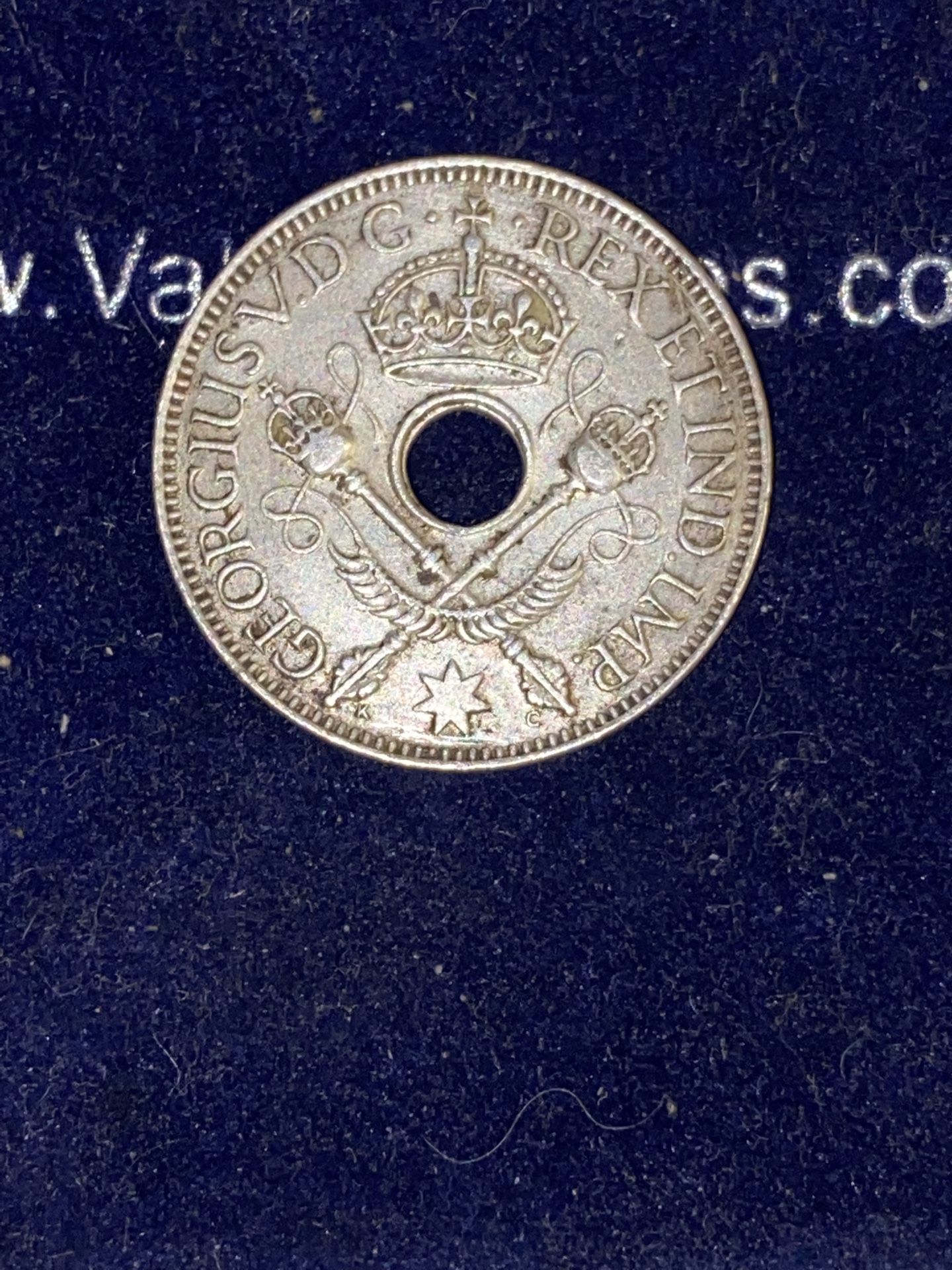 Silver Coin , 1 Shilling 1936 New Guinea