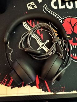 Logitech headset Great condition!