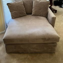 BRAND NEW DROP SOFA (CRATE&BARREL)