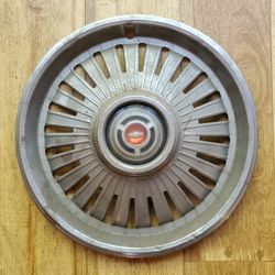 1965 Chevelle Malibu Hub Cap