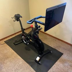 Peloton Bike+
