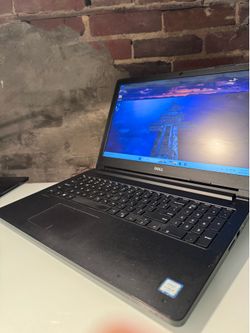 15 inch Dell laptop with windows 11