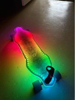 4 / 5 isinwheel V6 Pro Electric Skateboard with Pedal Lights & Remote Control