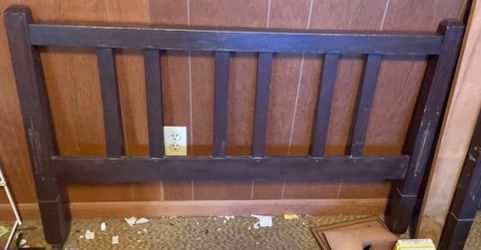 Twin wooden bed frames