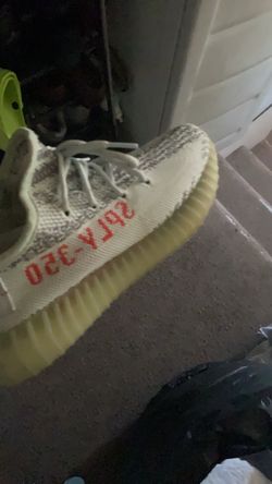Yeezys size 6