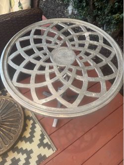 Z gallery like silver side table