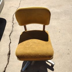 Vintage Old School Rolling Dr / Office Chair Good Shape For Its Age No Offers No Trade 75th Ave Indian School Serious Buyers Only Please $10 Cash Chea