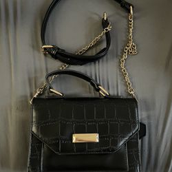 Black Shasa Leather Purse 