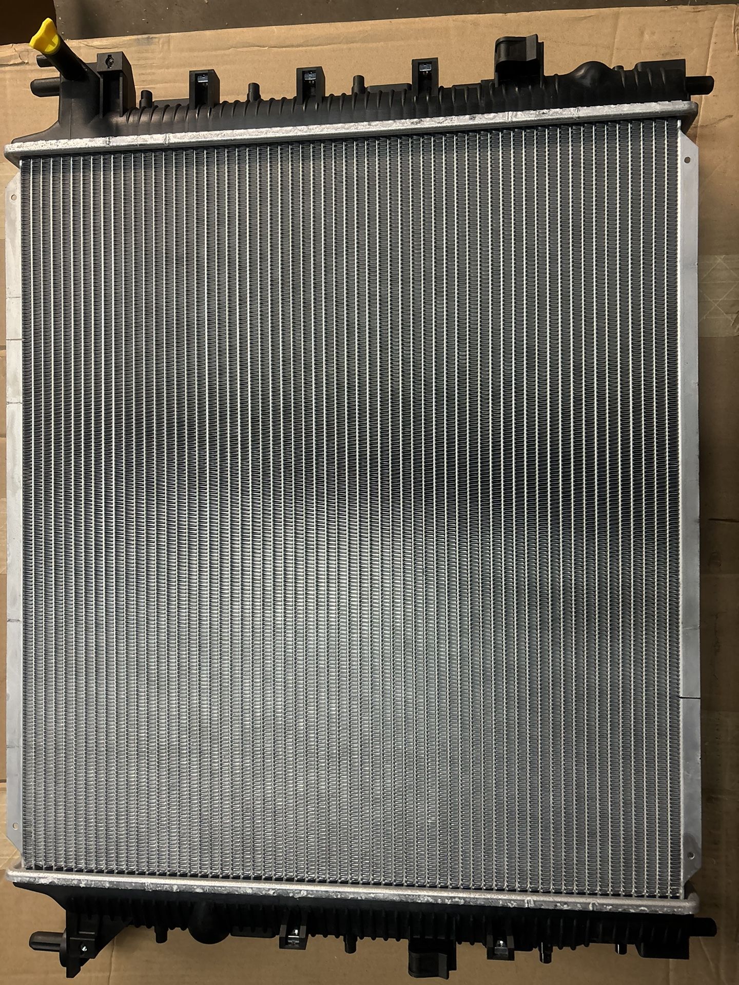 Camaro Cadillac CTS Radiator 2016 -2021