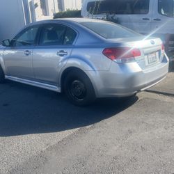 2013 Subaru Legacy AWD