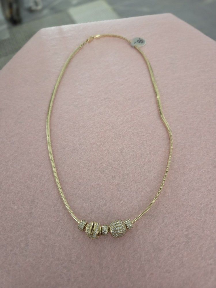 Choker chain, With 5 Charms