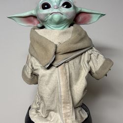Sideshow The Child - Grogu - Baby yoda - Collectible Figure