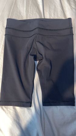 Women’s lulu shorts
