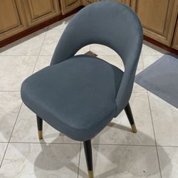 6 Kitchen Chairs