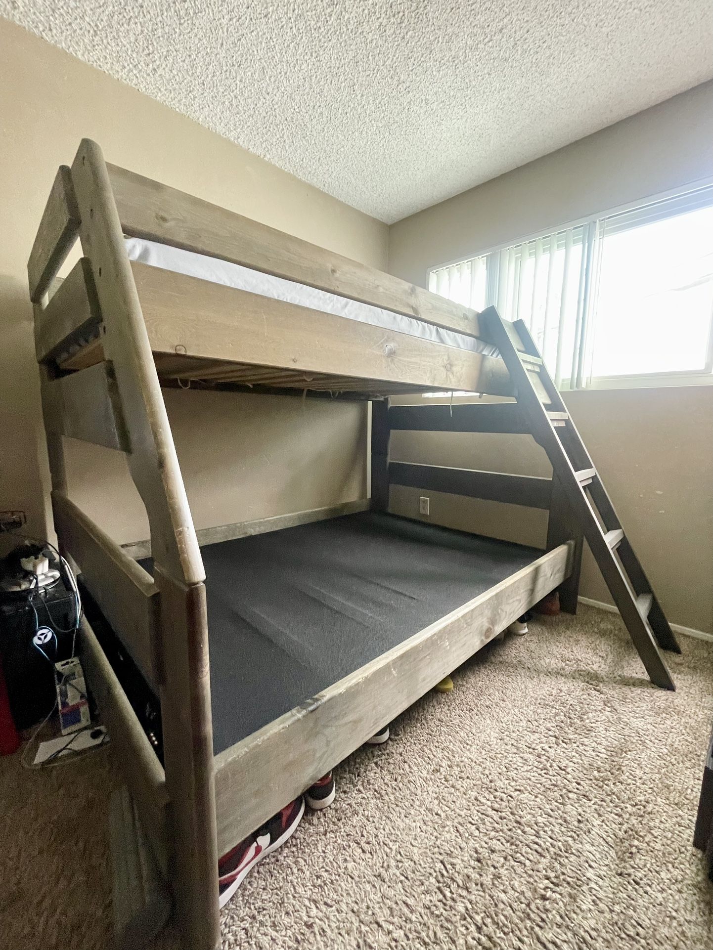 Rustic Wood Bunk Bed - Full/Twin