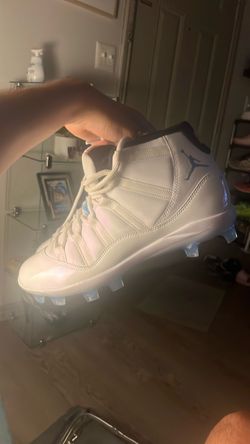 Air Jordan 11 Football Cleats White Blue