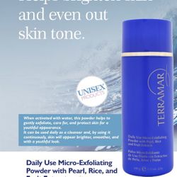 Daily Use Micro-Exfoliating Powder with Pearl, Rice and Fruit Extract. 