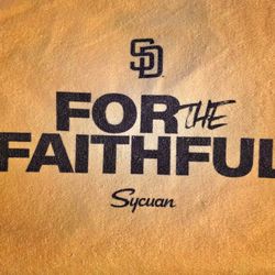 Padres rally towel