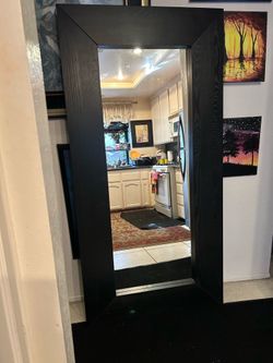 LIKE NEW LARGE FRAMED MIRROR CAN DELIVER LOCAL IF NEEDED