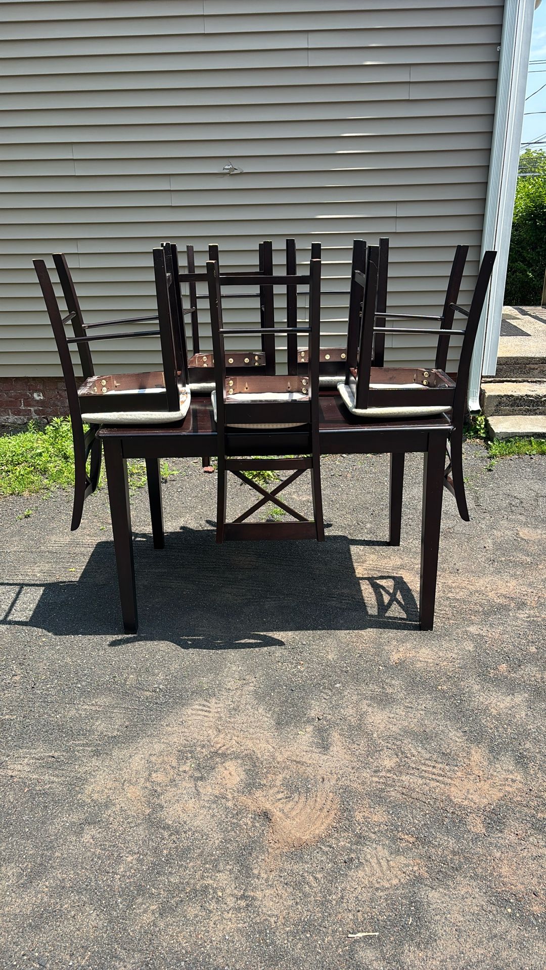 Dinning table
