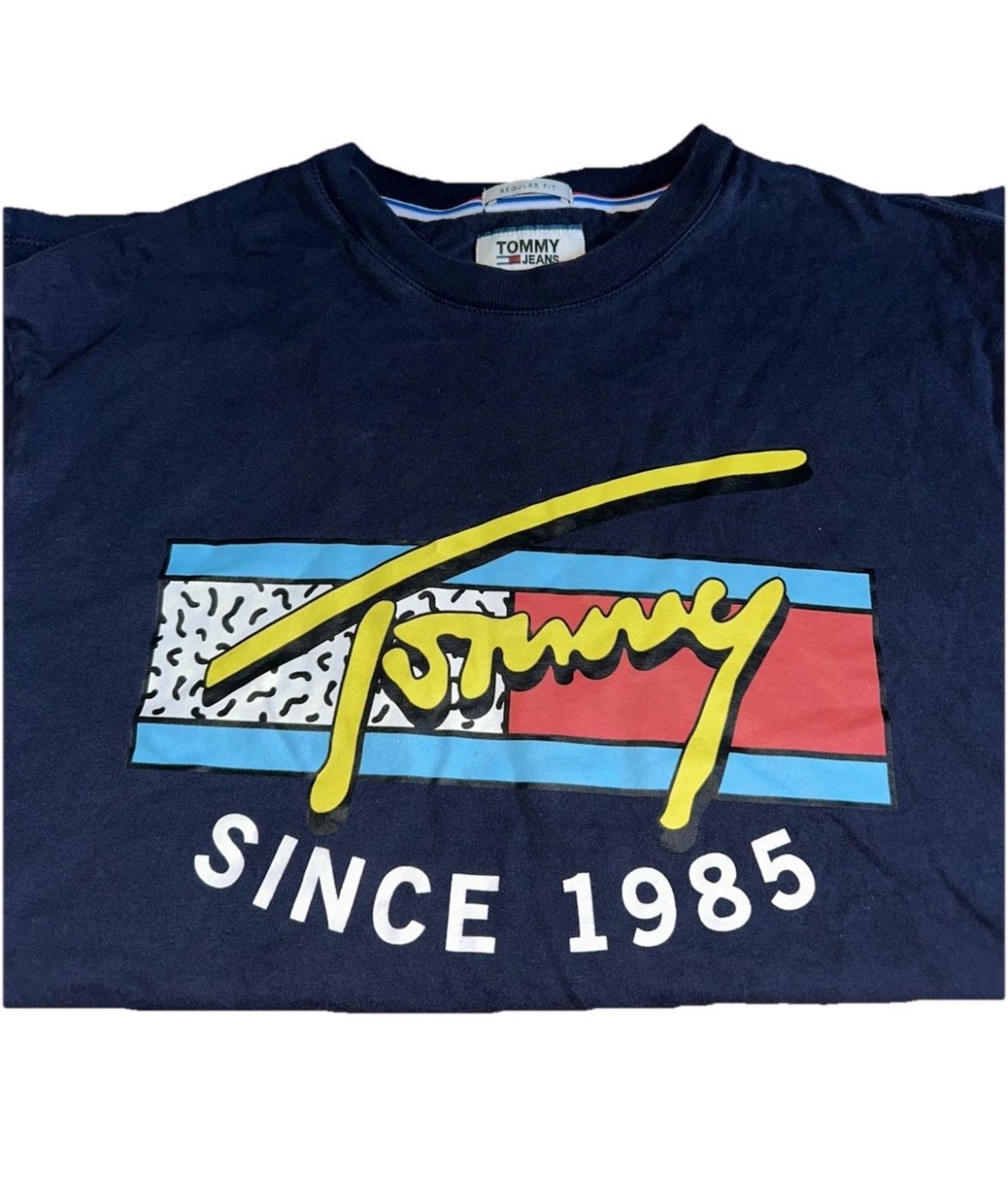 Tommy Hilfiger Unisex Medium T-Shirt