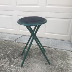 Foldable/transportable Metal Padded Work Stool