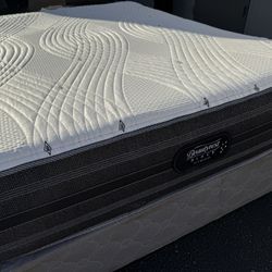 Beauty Rest Black Hybrid (plush)