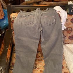 Levi’s Size 15