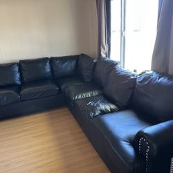 Large black Couch 