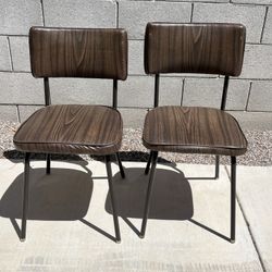 Gorgeous Pair Of Vintage Douglas Chairs Midcentury Faux Wood Vinyl In Mint Condition RARE!